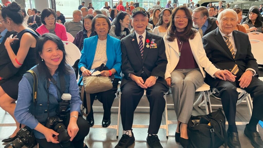 Living Chinese American WWII veteran with family
