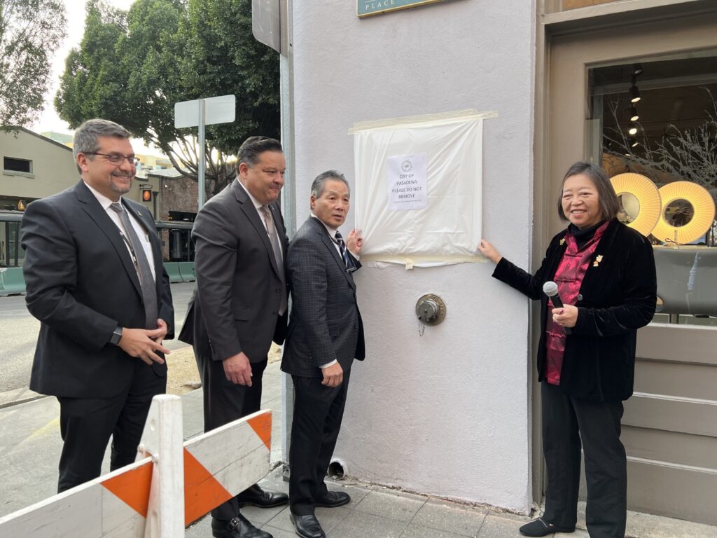 Unveiling of the plaque in Mills Alley, the former location of the Yuen Kee Laundry.